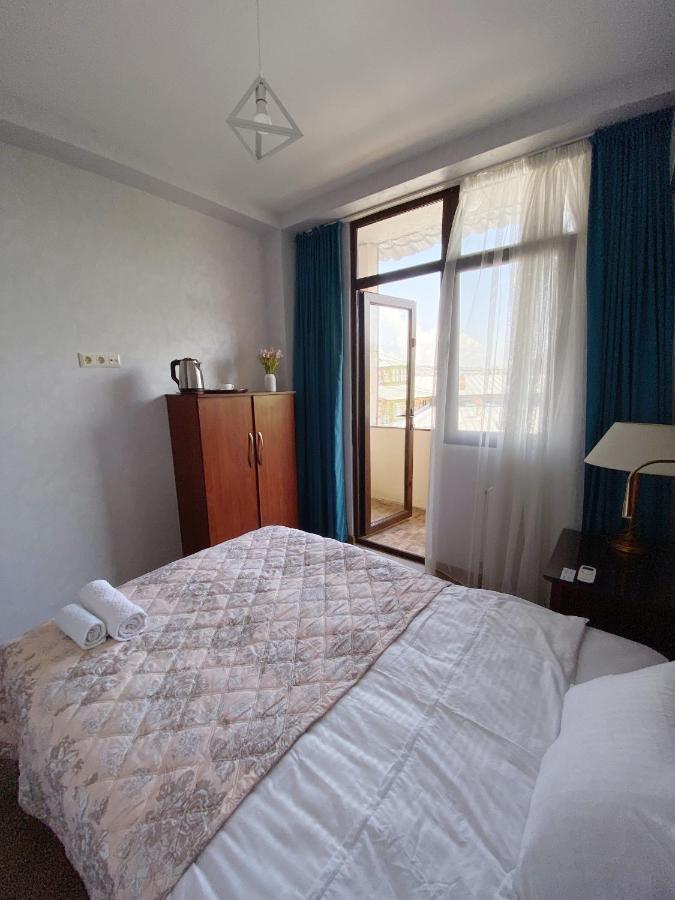 Tbilisi Central Hotel Eksteriør billede