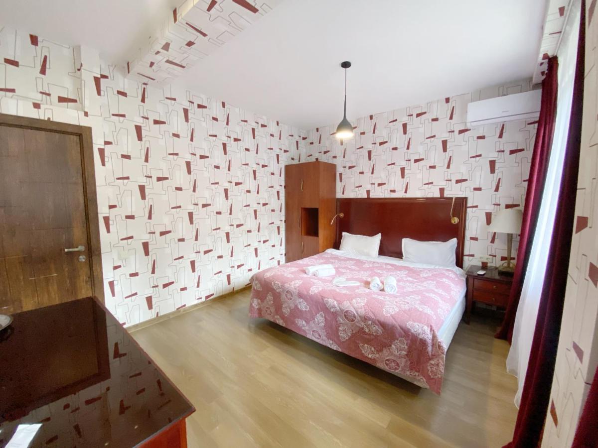 Tbilisi Central Hotel Eksteriør billede